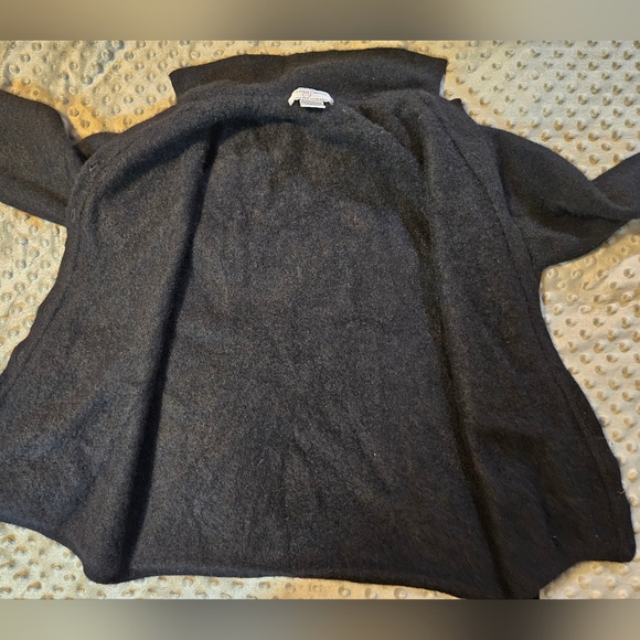 Classic Timeless Black Cashmere Women's Sweater Quiet Luxury Buttons Soft - Picture 12 of 13